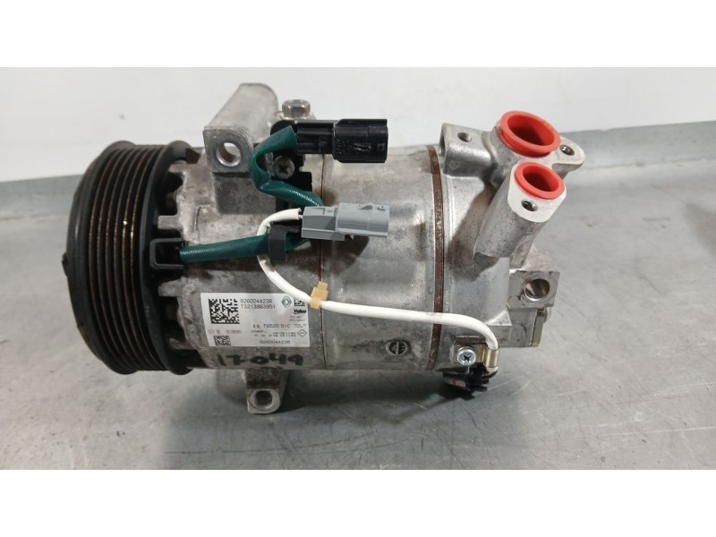 Recambio de compresor aire acondicionado para renault clio v (b7_) tce 90 (b7mt) referencia OEM IAM 926007868R  