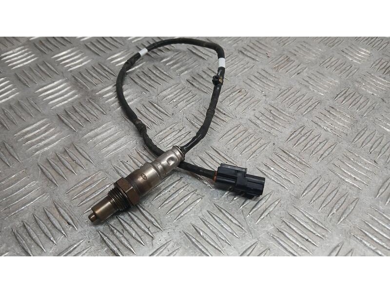 Recambio de sonda lambda para kia rio (yb) attract referencia OEM IAM 3921008100  