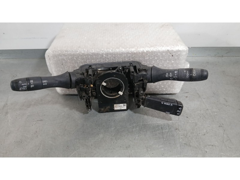 Recambio de mando luces y limpia para renault clio v (b7_) tce 90 (b7mt) referencia OEM IAM 255670975R  