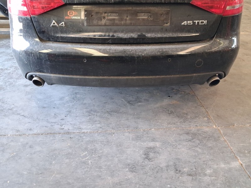 Recambio de paragolpes trasero para audi a4 b8 avant (8k5) 2.7 tdi referencia OEM IAM 8K9807303AGRU  
