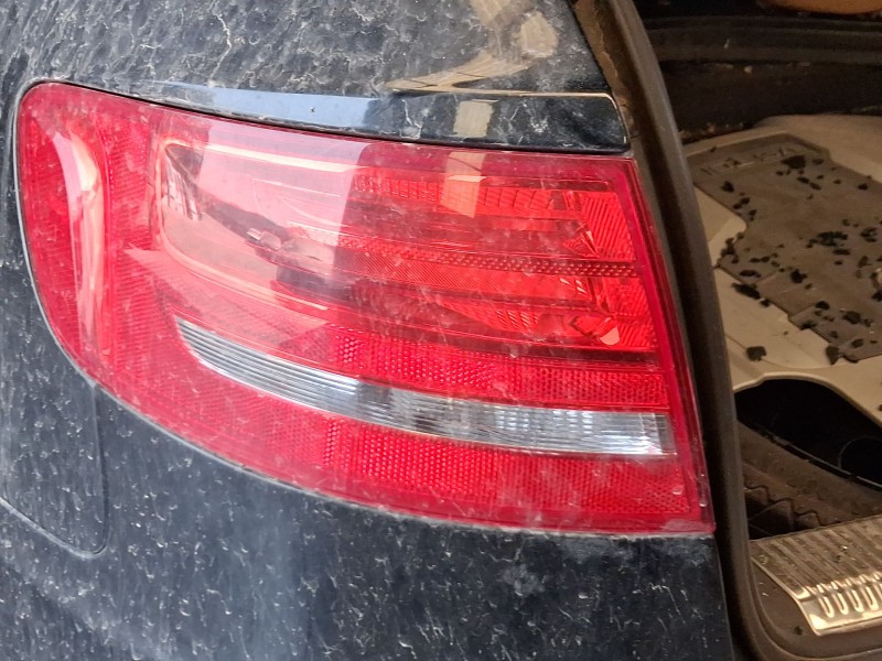 Recambio de piloto trasero izquierdo exterior para audi a4 b8 avant (8k5) 2.7 tdi referencia OEM IAM 8K9945095  