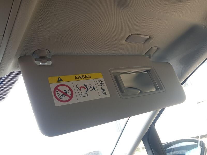 Recambio de parasol derecho para volkswagen touran (5t1) 1.6 tdi referencia OEM IAM 5TA857552T  