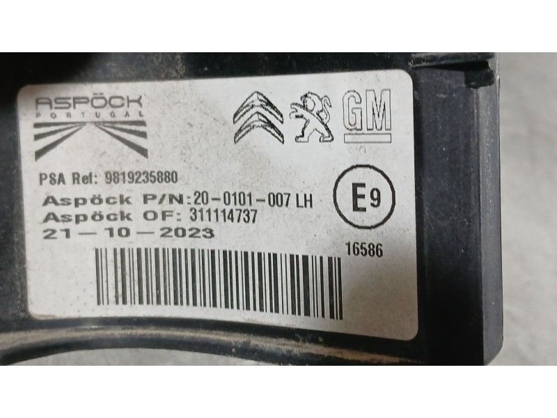 Recambio de piloto trasero izquierdo para peugeot partner furgoneta/monovolumen (k9) 1.5 bluehdi 100 referencia OEM IAM 98192358