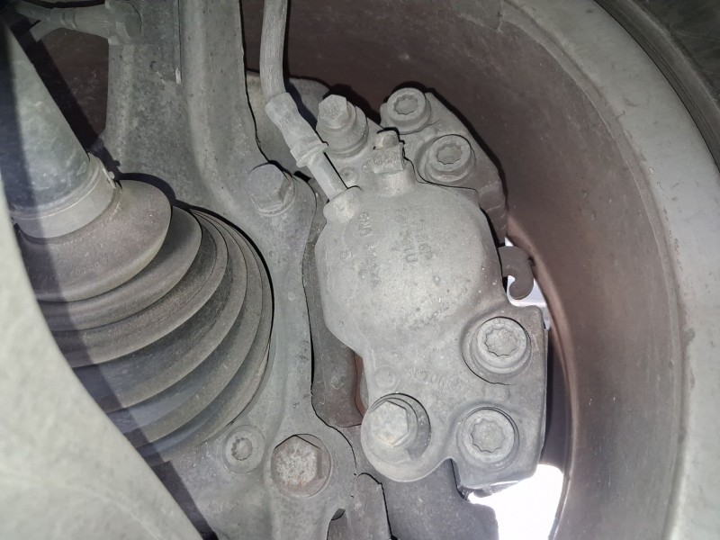 Recambio de pinza freno delantera derecha para audi a4 b8 avant (8k5) 2.7 tdi referencia OEM IAM 8K0615124H  