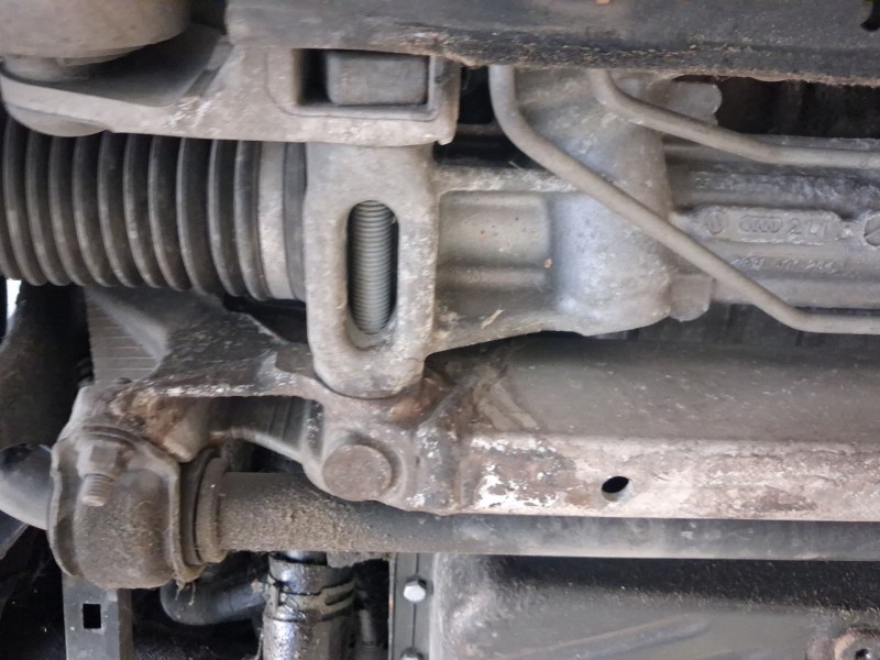 Recambio de cremallera direccion para audi a4 b8 avant (8k5) 2.7 tdi referencia OEM IAM 8T1422066B ASISTIDA 