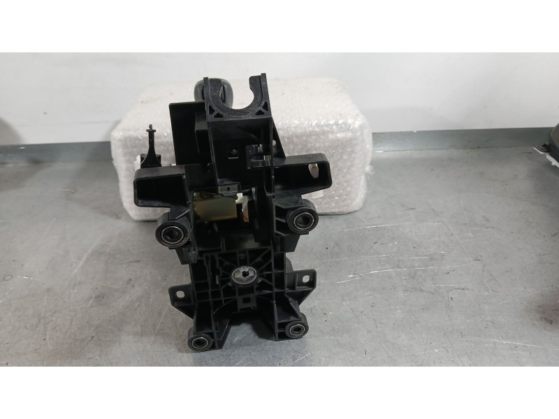 Recambio de palanca cambio para toyota corolla (e21) hybrid active referencia OEM IAM 33560F4050  