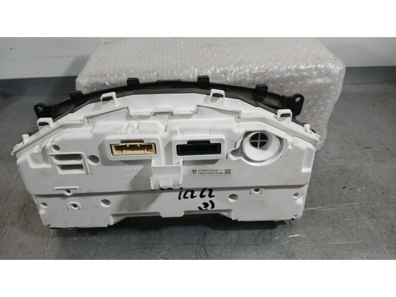 Recambio de cuadro instrumentos para toyota corolla (e21) hybrid active referencia OEM IAM   