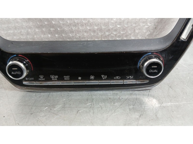 Recambio de mando climatizador para toyota corolla (e21) hybrid active referencia OEM IAM 5590002F30  