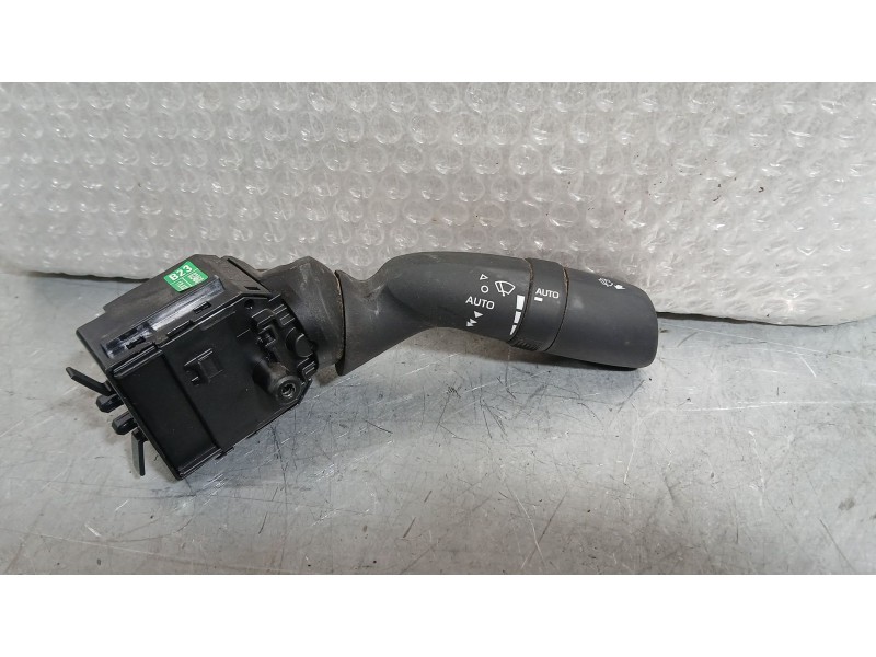 Recambio de mando limpia para toyota corolla (e21) hybrid active referencia OEM IAM   