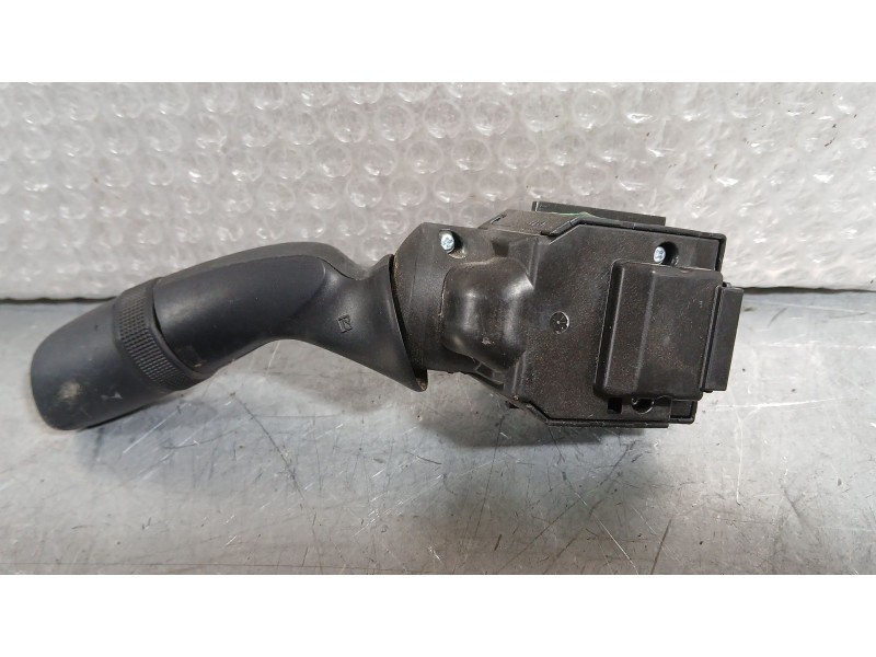 Recambio de mando limpia para toyota corolla (e21) hybrid active referencia OEM IAM   