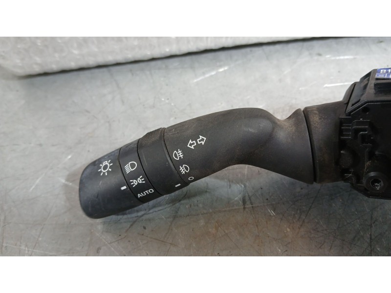 Recambio de mando luces para toyota corolla (e21) hybrid active referencia OEM IAM   