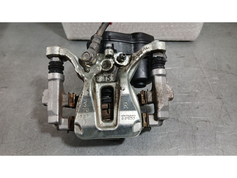 Recambio de pinza freno trasera derecha para toyota corolla (e21) hybrid active referencia OEM IAM 4783002360  TRW