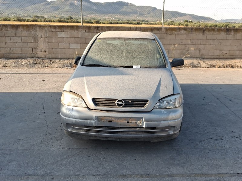 opel astra g hatchback (t98) del año 2001