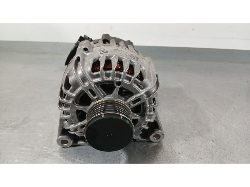 Recambio de alternador para peugeot 2008 i (cu_) 1.2 thp 110 / puretech 110 referencia OEM IAM 9818677980  