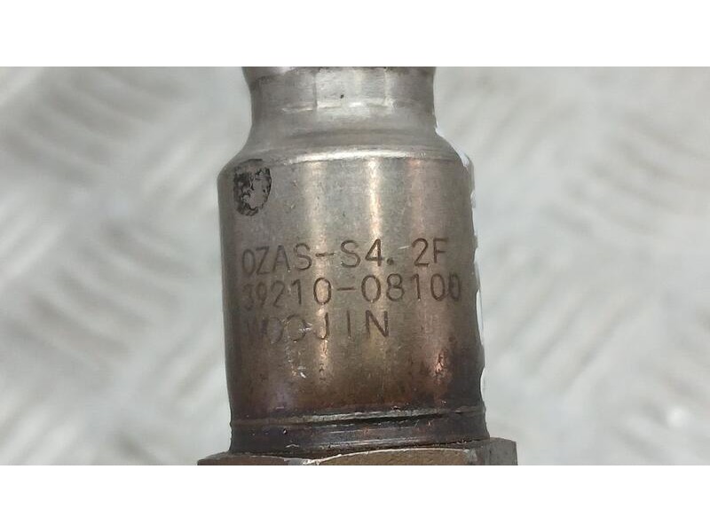 Recambio de sonda lambda para kia rio (yb) attract referencia OEM IAM 3921008100  