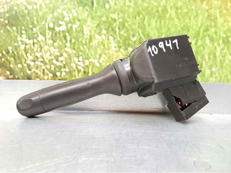 Recambio de mando limpia para toyota yaris active referencia OEM IAM 0D180 17F904 L44