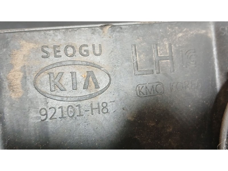Recambio de faro izquierdo para kia stonic (yb) 1.0 t-gdi referencia OEM IAM 92101H8800  