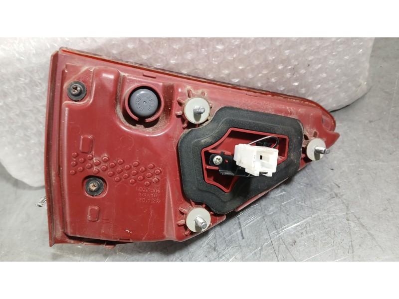 Recambio de piloto trasero derecho interior para kia stonic (yb) 1.0 t-gdi referencia OEM IAM 92404H8500  