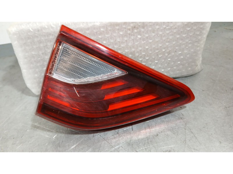 Recambio de piloto trasero izquierdo interior para kia stonic (yb) 1.0 t-gdi referencia OEM IAM 92403H8500  