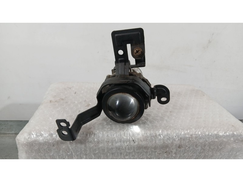 Recambio de faro antiniebla izquierdo para kia stonic (yb) 1.0 t-gdi referencia OEM IAM 92201H8400  