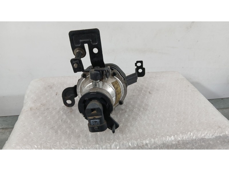 Recambio de faro antiniebla izquierdo para kia stonic (yb) 1.0 t-gdi referencia OEM IAM 92201H8400  