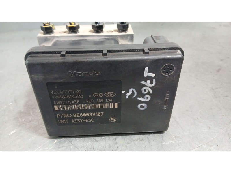 Recambio de abs para kia stonic (yb) 1.0 t-gdi referencia OEM IAM 58920H8250  