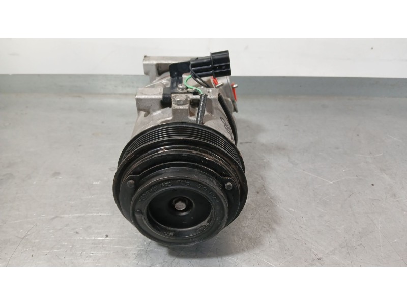 Recambio de compresor aire acondicionado para kia stonic (yb) 1.0 t-gdi referencia OEM IAM 97701H8400  