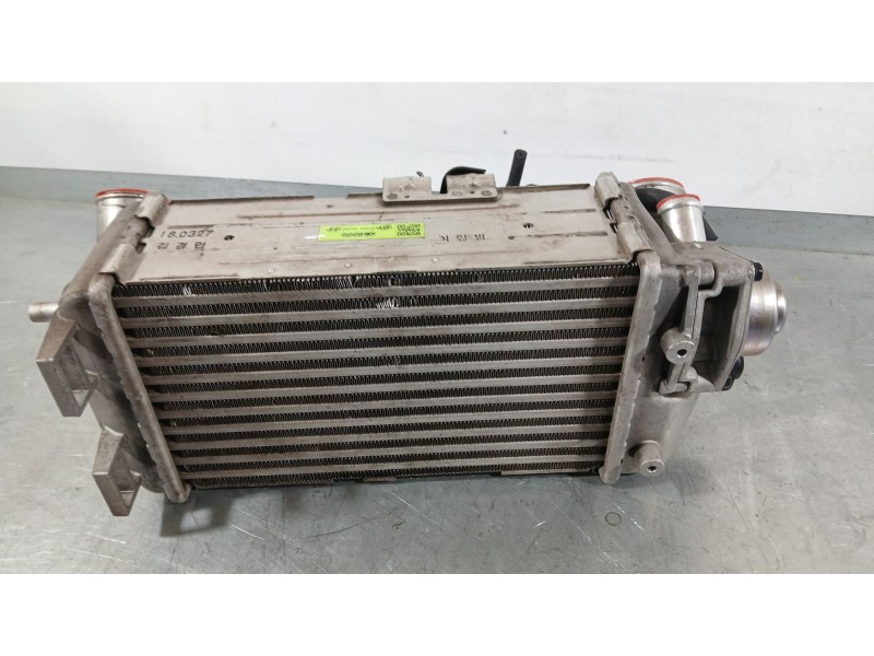 Recambio de intercooler para kia stonic (yb) 1.0 t-gdi referencia OEM IAM 2827104610  