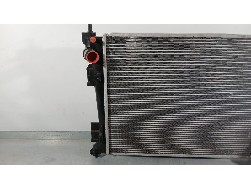 Recambio de radiador agua para kia stonic (yb) 1.0 t-gdi referencia OEM IAM 25310H8400  