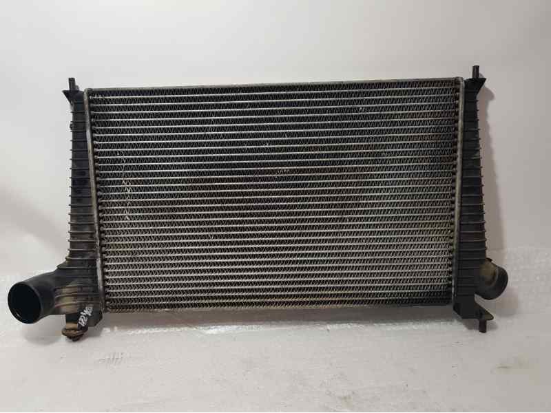 Recambio de intercooler para saab 9-5 familiar 3.0 tid vector referencia OEM IAM 20509  VALEO