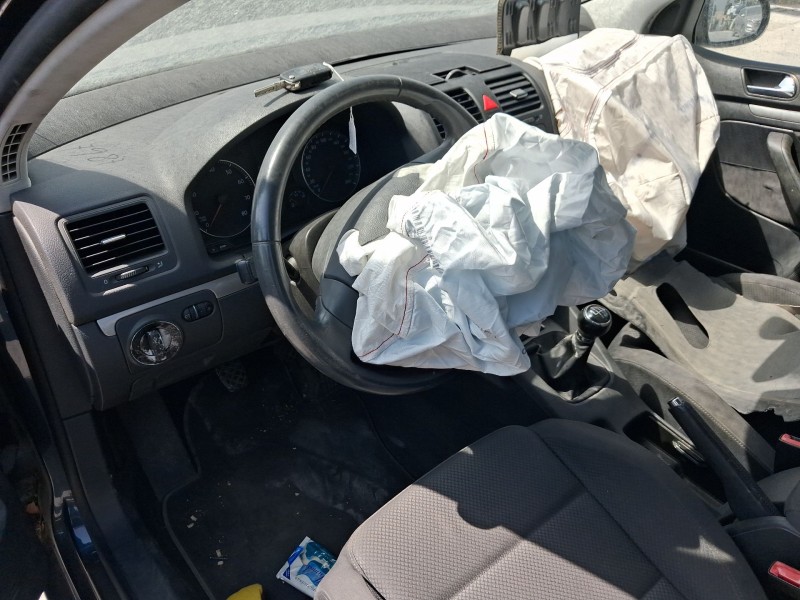volkswagen golf v (1k1) del año 2004