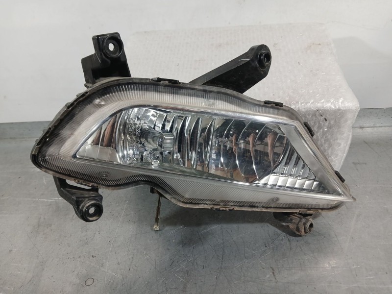 Recambio de faro antiniebla derecho para hyundai i20 ii (gb, ib) 1.2 referencia OEM IAM 92202C8400  