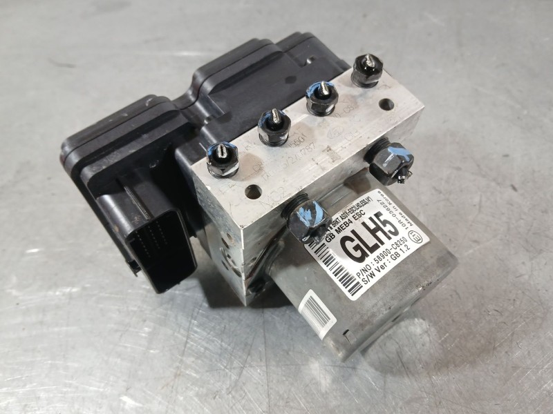 Recambio de abs para hyundai i20 ii (gb, ib) 1.2 referencia OEM IAM 58920C8250  