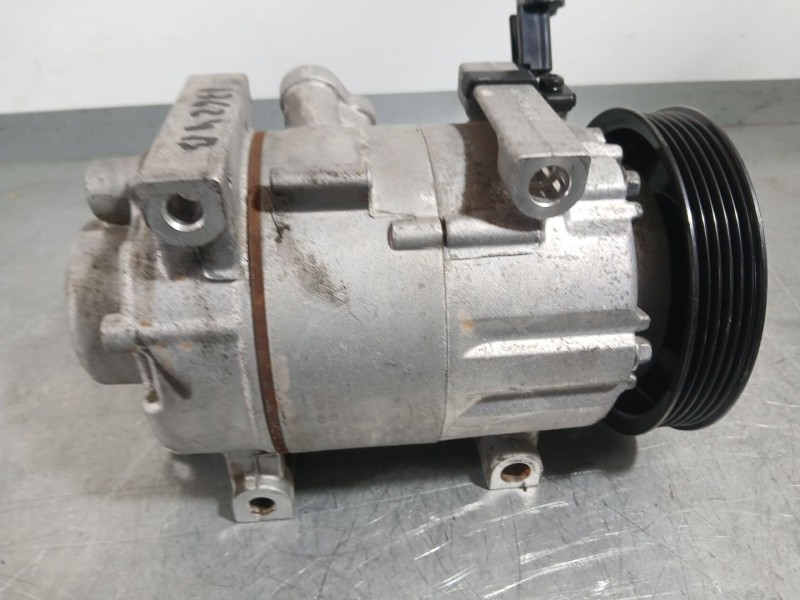 Recambio de compresor aire acondicionado para hyundai i20 ii (gb, ib) 1.2 referencia OEM IAM 97701C8000  