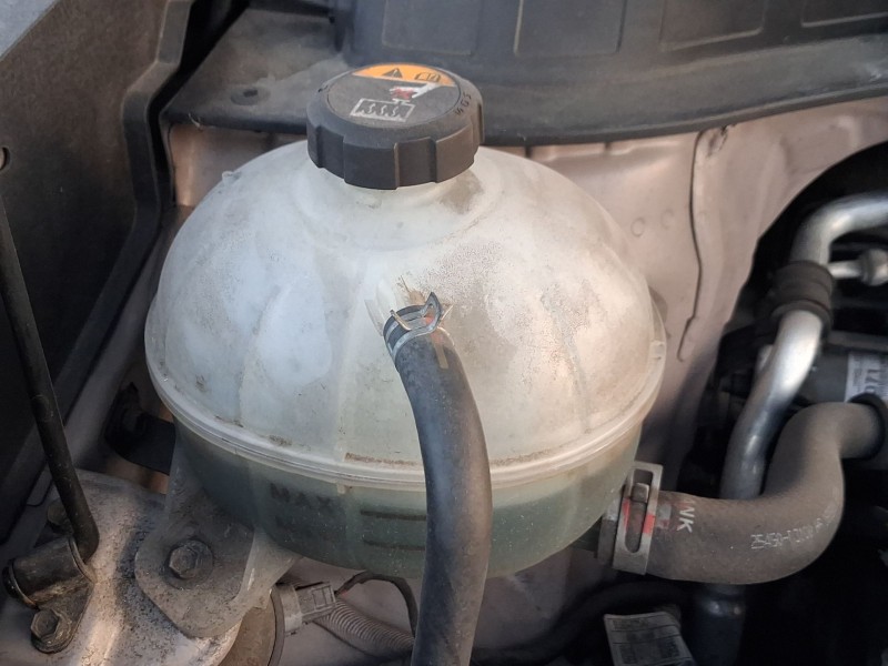 Recambio de deposito expansion para hyundai tucson (tl, tle) 1.7 crdi referencia OEM IAM 25431D3500  