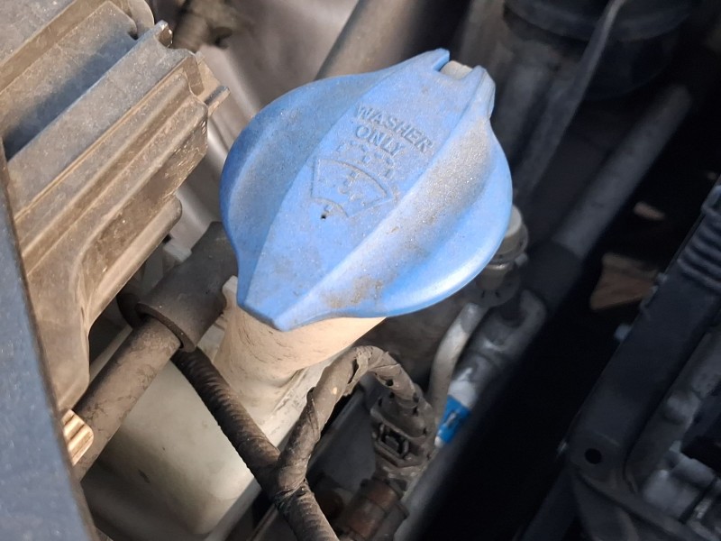 Recambio de deposito limpia para hyundai tucson (tl, tle) 1.7 crdi referencia OEM IAM 98620D3100 98610D7100 
