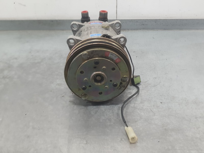 Recambio de compresor aire acondicionado para volvo 740 (744) 2.3 referencia OEM IAM 1324131  