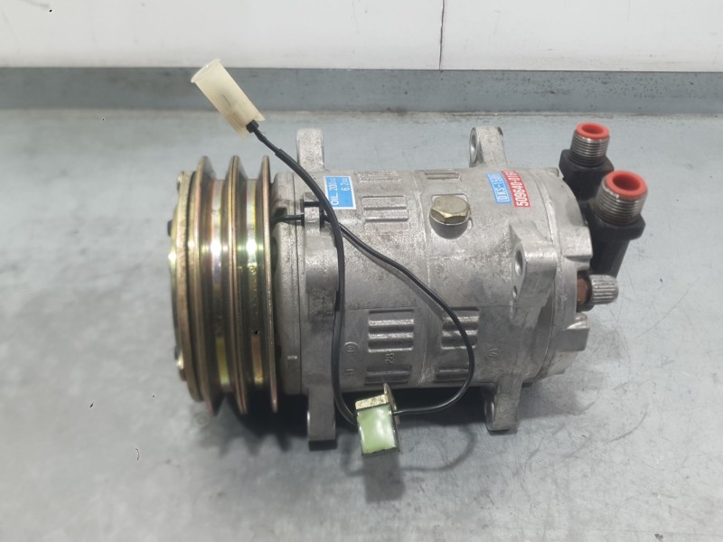 Recambio de compresor aire acondicionado para volvo 740 (744) 2.3 referencia OEM IAM 1324131  