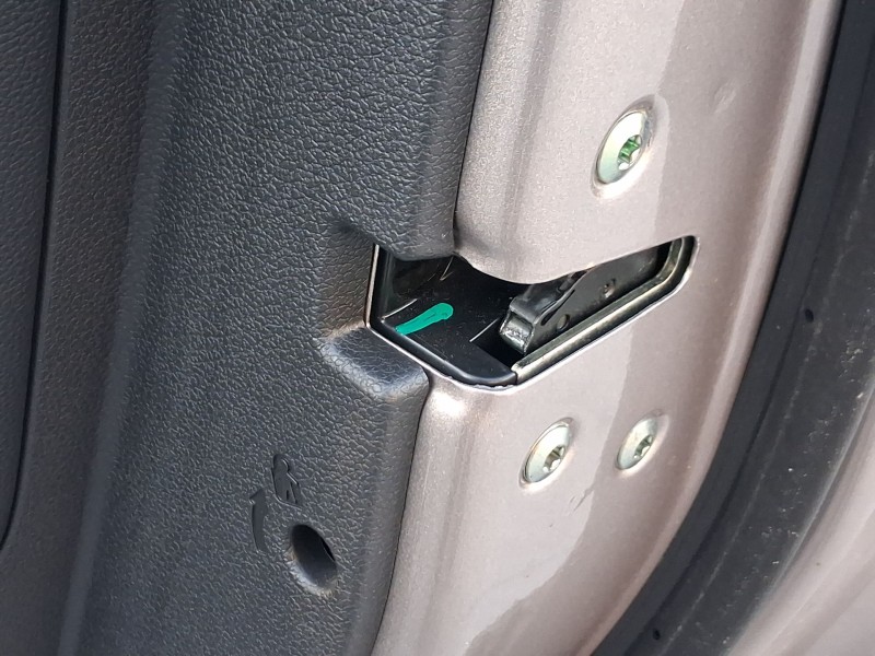 Recambio de cerradura puerta trasera derecha para hyundai tucson (tl, tle) 1.7 crdi referencia OEM IAM 81420D7010  