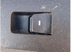 MANDO ELEVALUNAS TRASERO DERECHO 93580D31314X 