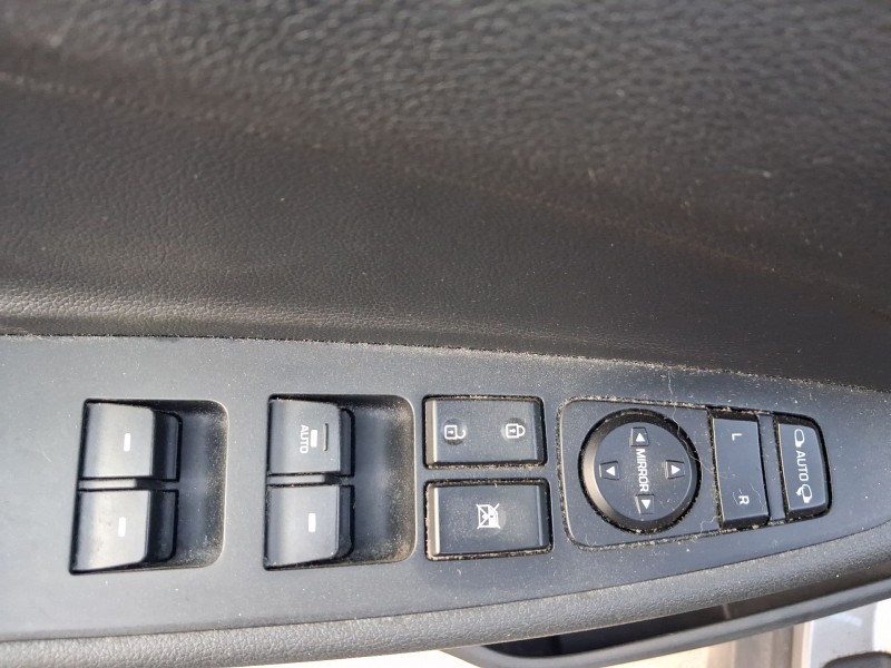 Recambio de mando elevalunas delantero izquierdo para hyundai tucson (tl, tle) 1.7 crdi referencia OEM IAM 93570D30414X C/MANDO 