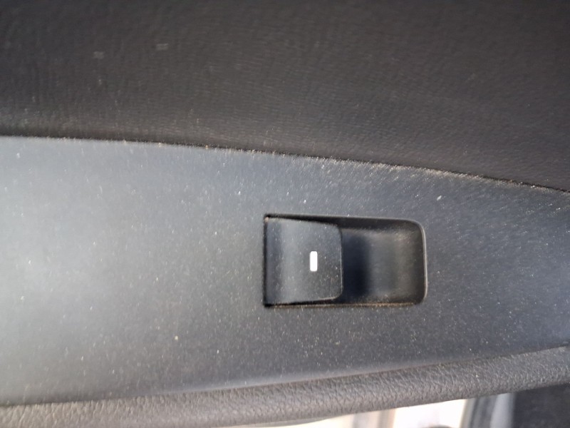 Recambio de mando elevalunas trasero izquierdo para hyundai tucson (tl, tle) 1.7 crdi referencia OEM IAM 93580D30314X  