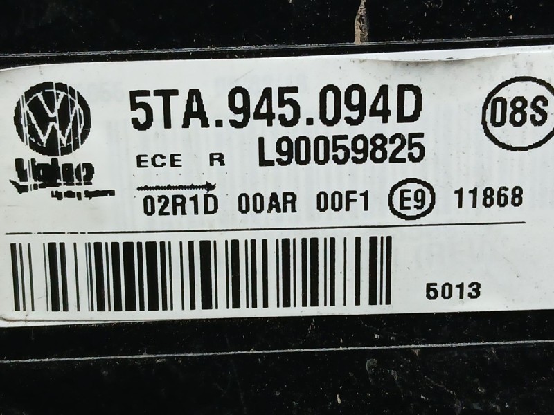 Recambio de piloto trasero derecho interior para volkswagen touran (5t1) 1.6 tdi referencia OEM IAM 5TA945094D VALEO L90059825