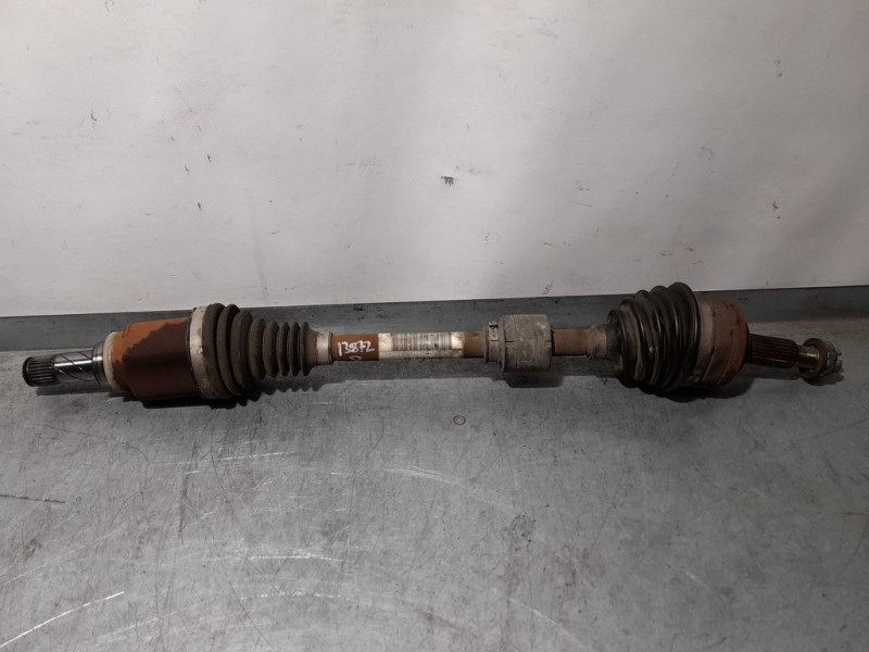 Recambio de transmision delantera izquierda para renault captur expression referencia OEM IAM 391016363R  