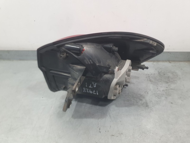 Recambio de piloto trasero izquierdo exterior para fiat tipo hatchback (356_, 357_) 1.4 (356hxa1b) referencia OEM IAM 52078933  