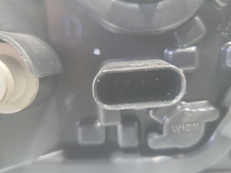 Recambio de piloto trasero izquierdo interior para fiat tipo hatchback (356_, 357_) 1.4 (356hxa1b) referencia OEM IAM 52071022  