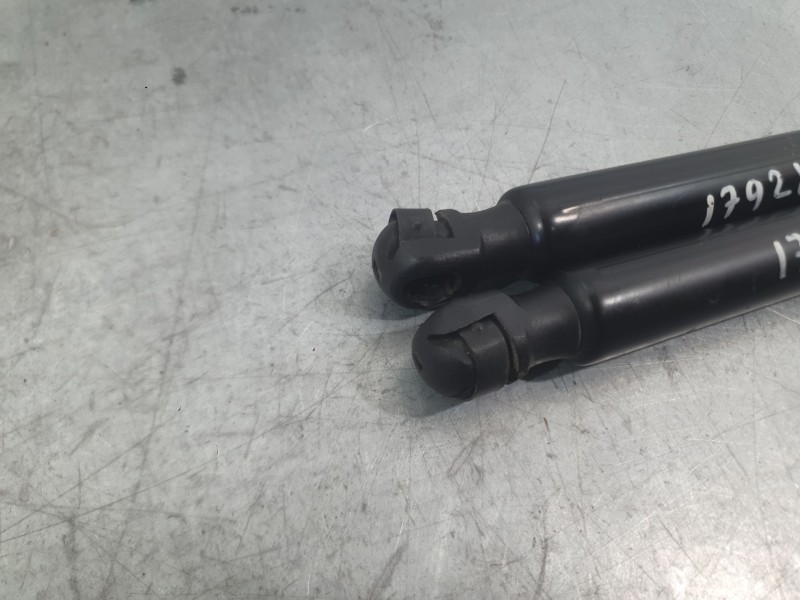 Recambio de amortiguadores maletero / porton para fiat tipo hatchback (356_, 357_) 1.4 (356hxa1b) referencia OEM IAM 52090773  
