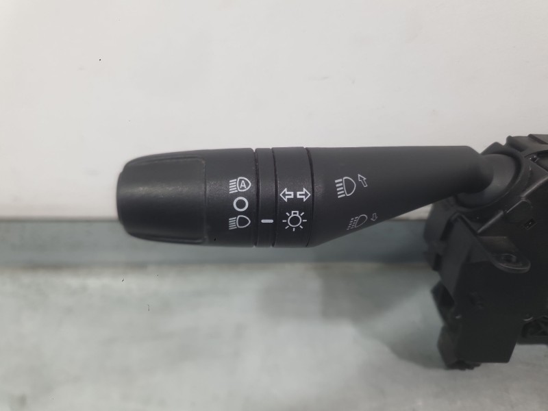 Recambio de mando luces y limpia para fiat tipo hatchback (356_, 357_) 1.4 (356hxa1b) referencia OEM IAM 735752436  