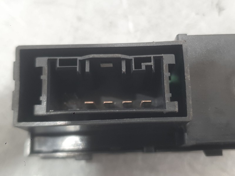 Recambio de mando elevalunas trasero izquierdo para fiat tipo hatchback (356_, 357_) 1.4 (356hxa1b) referencia OEM IAM 735664632