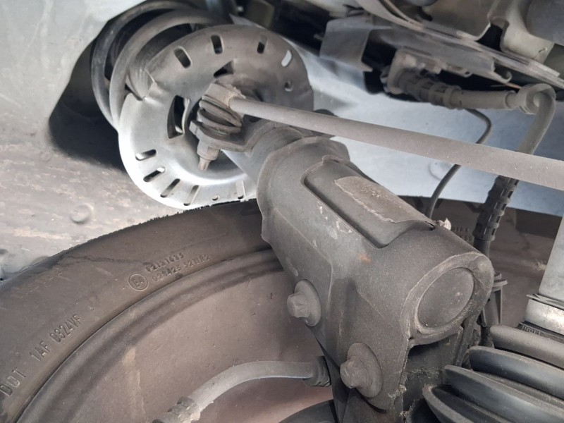 Recambio de amortiguador delantero derecho para opel grandland / grandland x (a18, p1uo) 1.5 turbo d (75) referencia OEM IAM 981